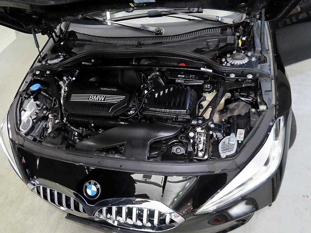 BMW 1시리즈 1시리즈 (F40) 120i M 스포츠 이미지 19