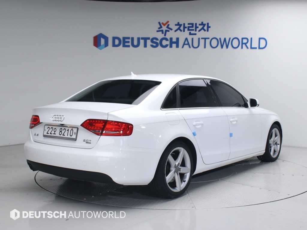 아우디 A4 뉴 A4 2.0 TFSI 콰트로 이미지 2