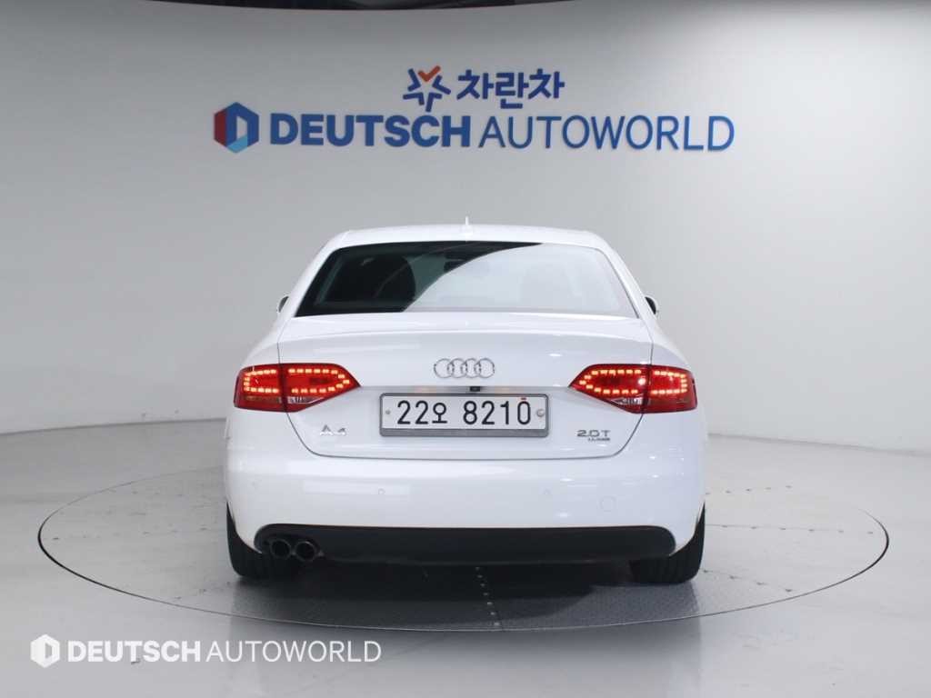 아우디 A4 뉴 A4 2.0 TFSI 콰트로 이미지 4