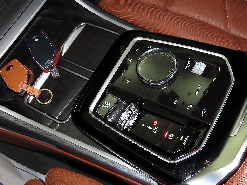BMW 7시리즈 7시리즈 (G70) 740i sDrive M 스포츠 이미지 12