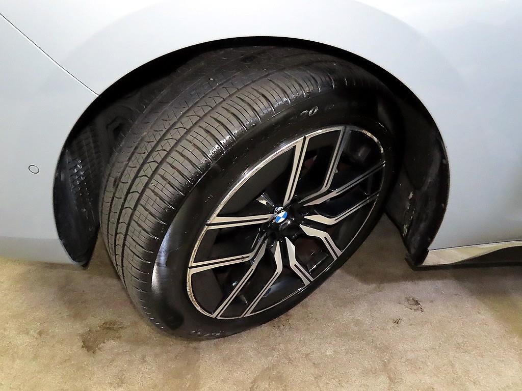 BMW 7시리즈 7시리즈 (G70) 740i sDrive M 스포츠 이미지 20