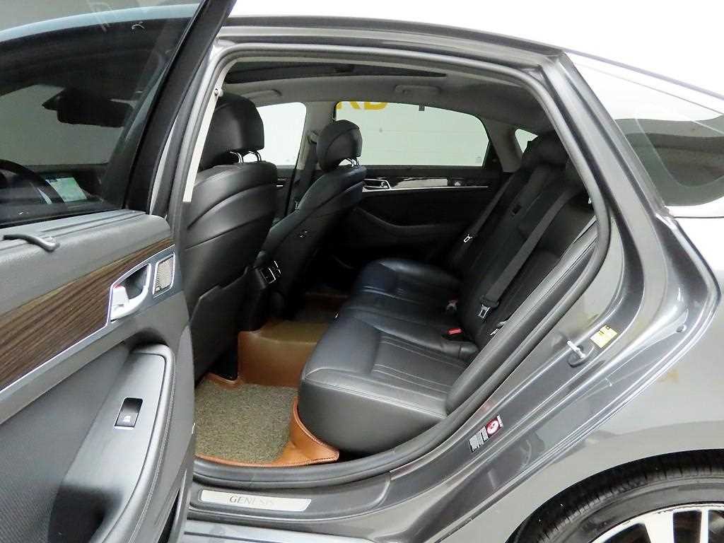 제네시스 G80 3.3 GDI AWD 프레스티지 이미지 12