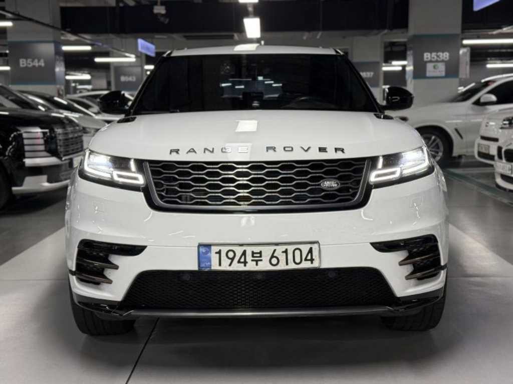 랜드로버 레인지로버 벨라 2.0 D240 R-다이나믹 SE 이미지 1