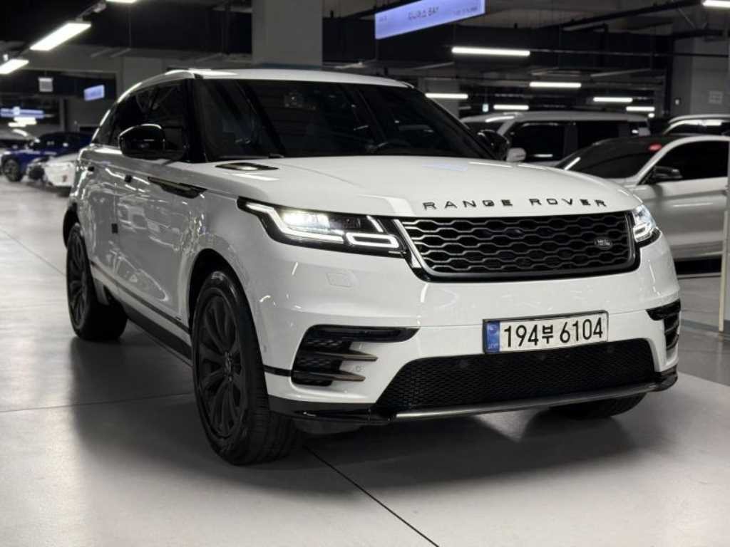 랜드로버 레인지로버 벨라 2.0 D240 R-다이나믹 SE 이미지 2