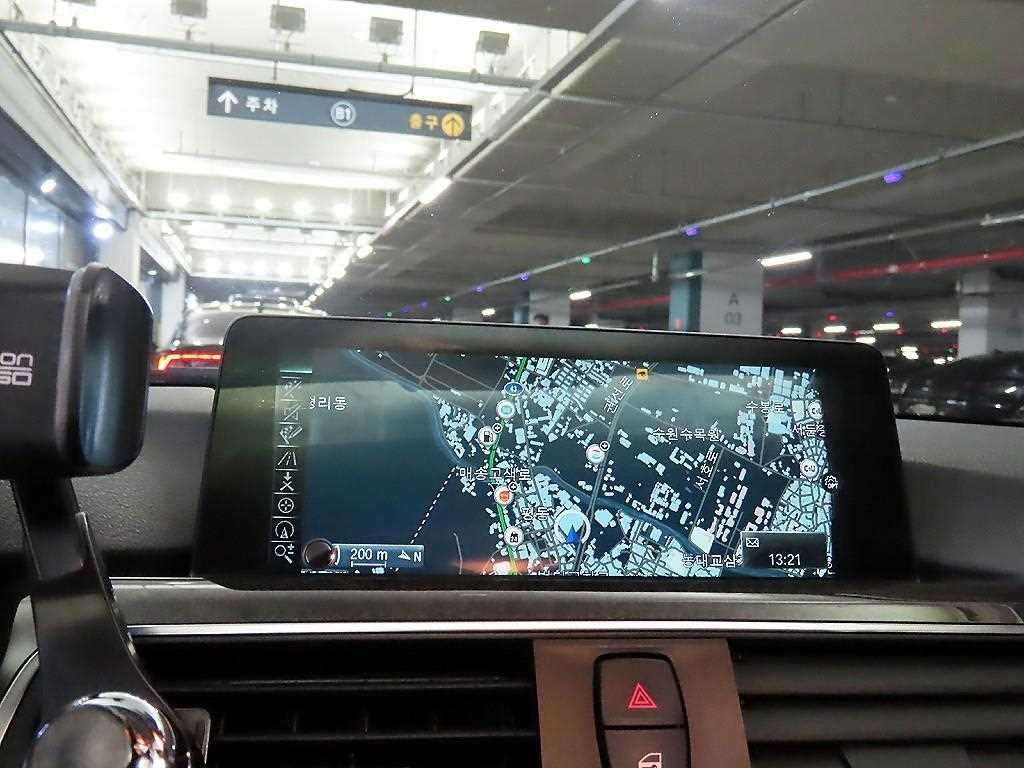 BMW 3시리즈 3시리즈 (F30) 320i 럭셔리 이미지 13