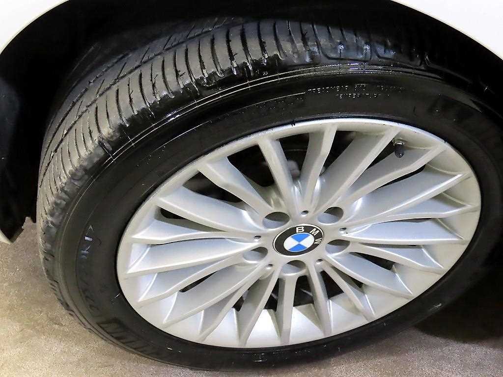 BMW 3시리즈 3시리즈 (F30) 320i 럭셔리 이미지 20
