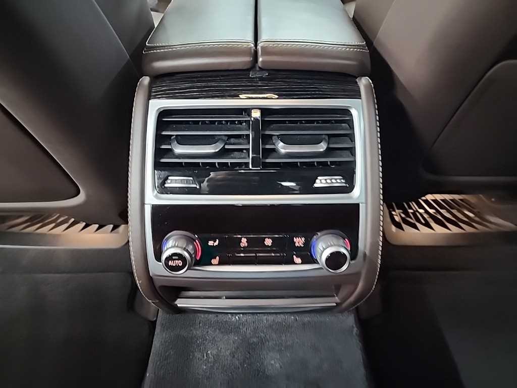BMW 7시리즈 7시리즈 (G11) 740d xDrive M 스포츠 이미지 13