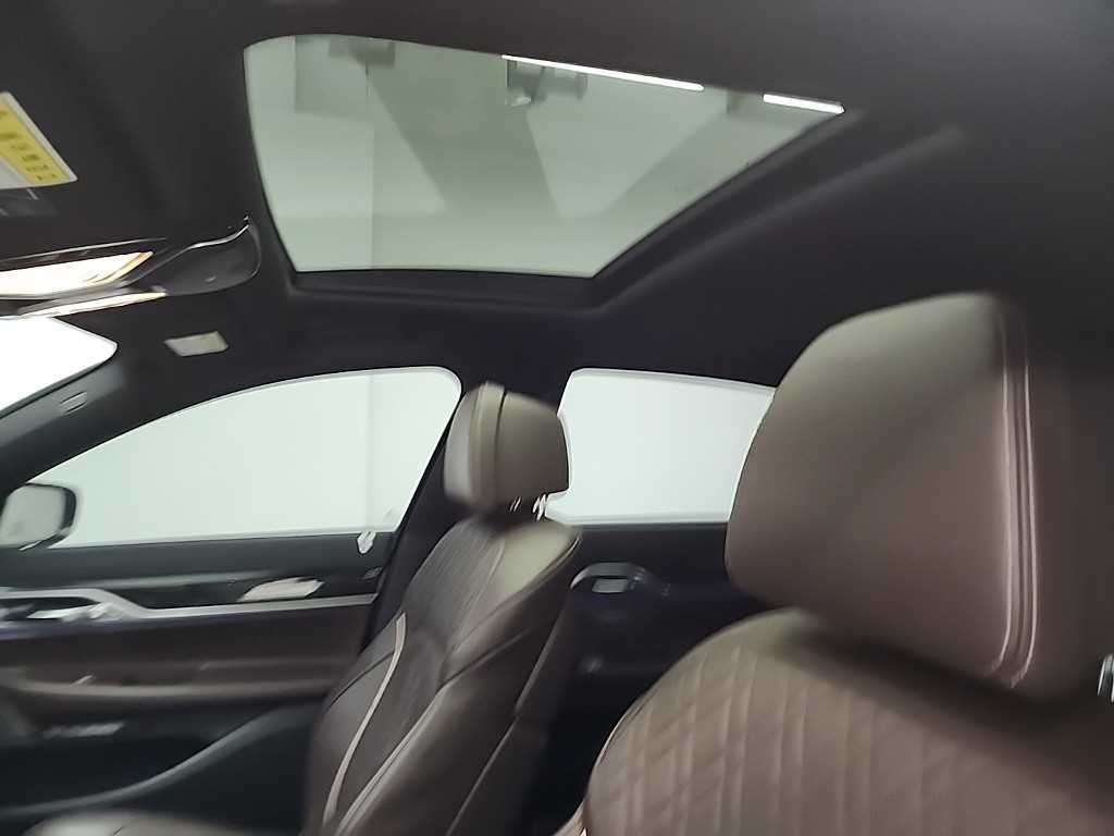 BMW 7시리즈 7시리즈 (G11) 740d xDrive M 스포츠 이미지 17