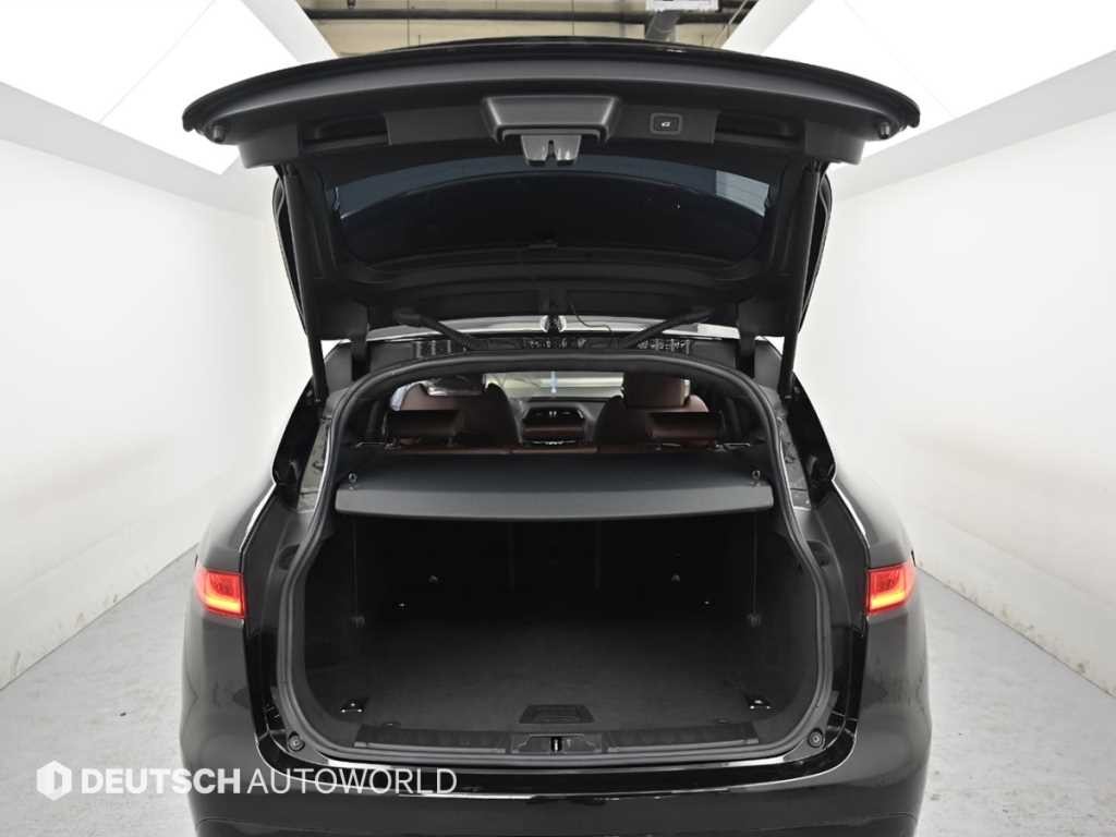 재규어 F-PACE 30d S 이미지 19