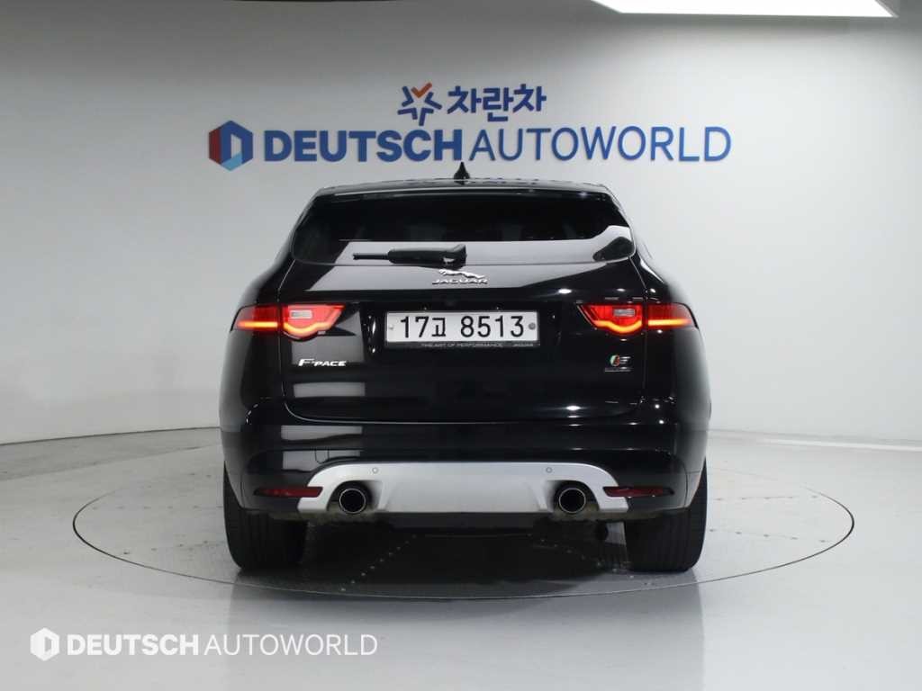 재규어 F-PACE 30d S 이미지 4
