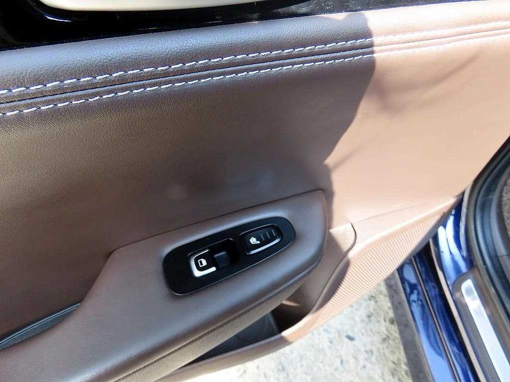 기아 스팅어 가솔린 2.0 터보 2WD 플래티넘 이미지 15