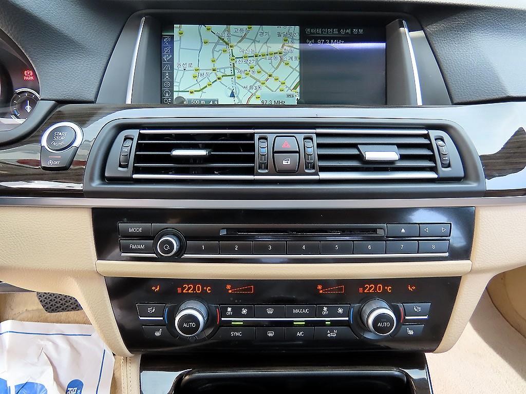 BMW 5시리즈 5시리즈 (F10) 528i xDrive 럭셔리 이미지 14