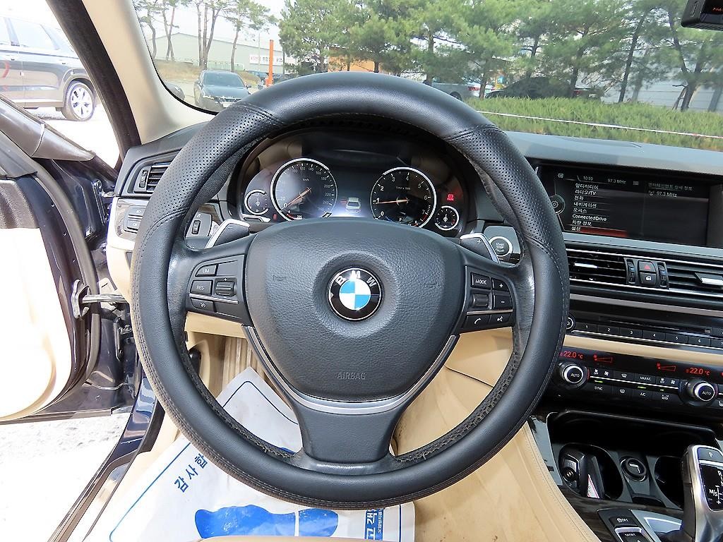 BMW 5시리즈 5시리즈 (F10) 528i xDrive 럭셔리 이미지 8