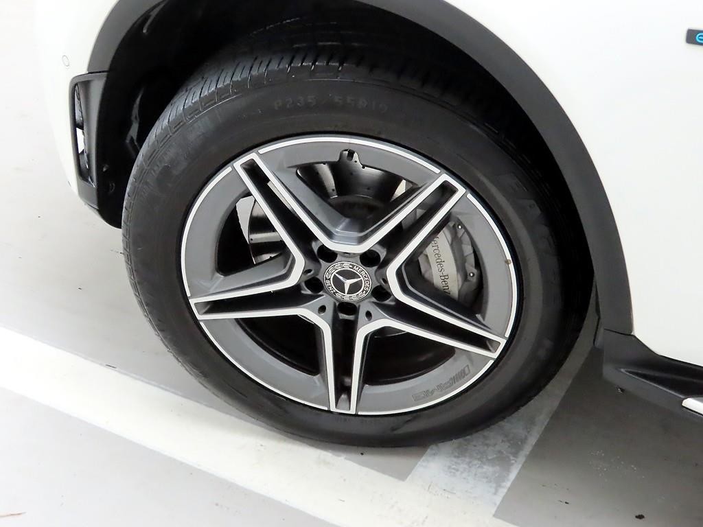 벤츠 GLC 클래스 GLC클래스 X253 GLC 300 e 4MATIC 쿠페 이미지 19