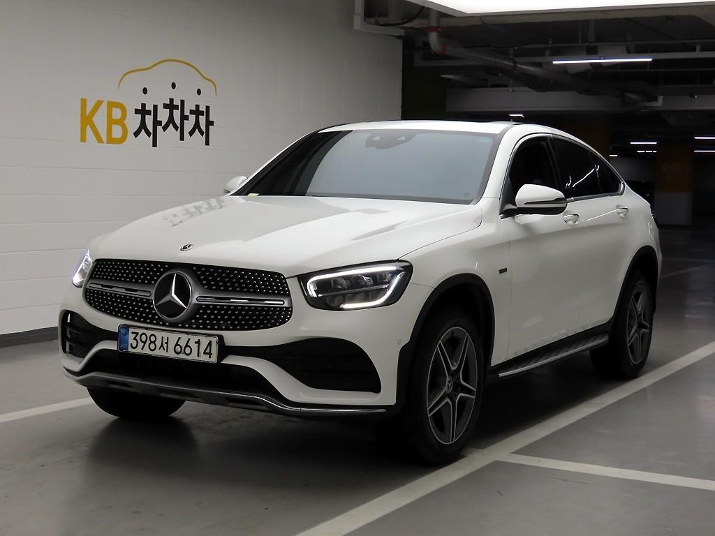 벤츠 GLC 클래스 GLC클래스 X253 GLC 300 e 4MATIC 쿠페 이미지 2