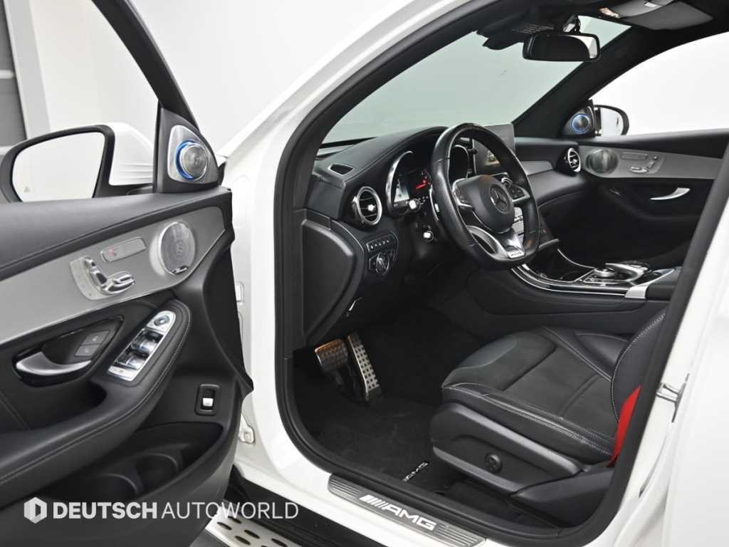 벤츠 GLC 클래스 GLC클래스 X253 AMG GLC 63 S 4MATIC+ 쿠페 이미지 11