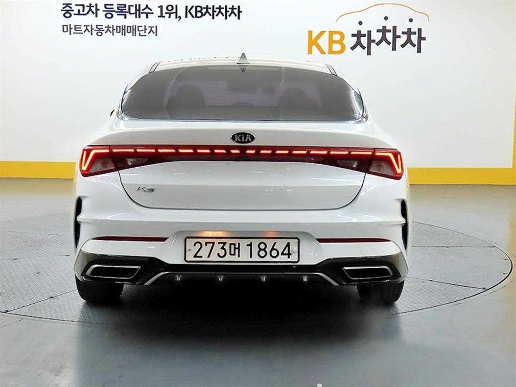 기아 K5 K5 3세대 2.0 노블레스 이미지 3