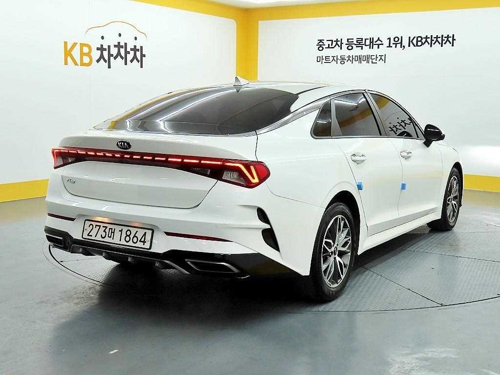 기아 K5 K5 3세대 2.0 노블레스 이미지 4