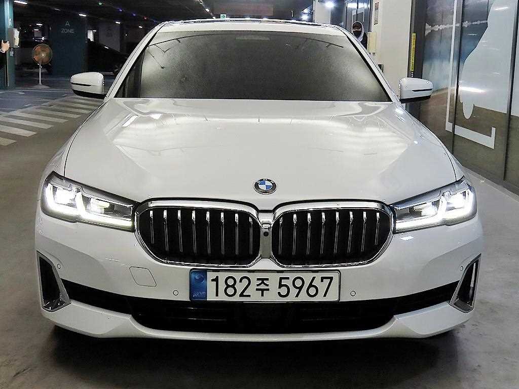 BMW 5시리즈 5시리즈 (G30) 530i 럭셔리 이미지 2