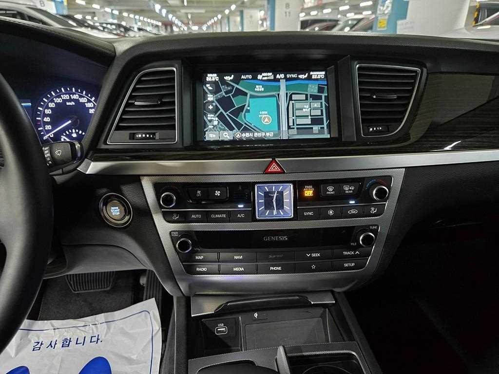 제네시스 G80 3.3 GDI AWD 럭셔리 이미지 11