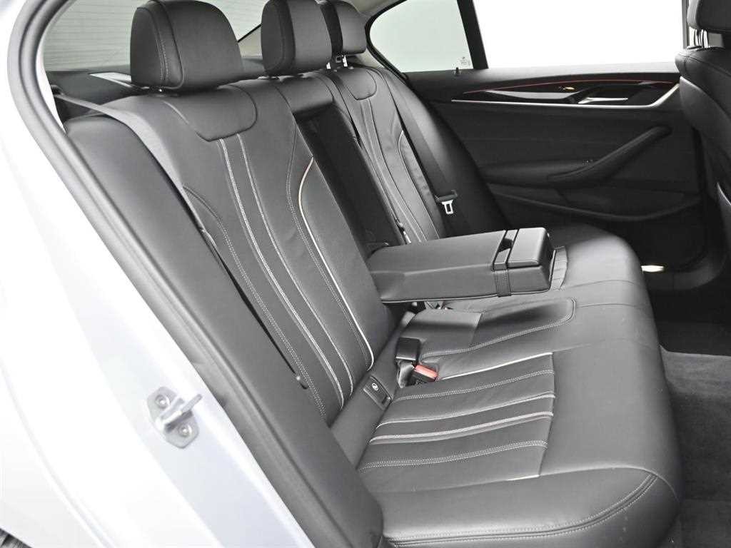 BMW 5시리즈 5시리즈 (G30) 520i 럭셔리 이미지 12