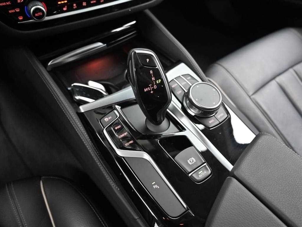 BMW 5시리즈 5시리즈 (G30) 520i 럭셔리 이미지 9