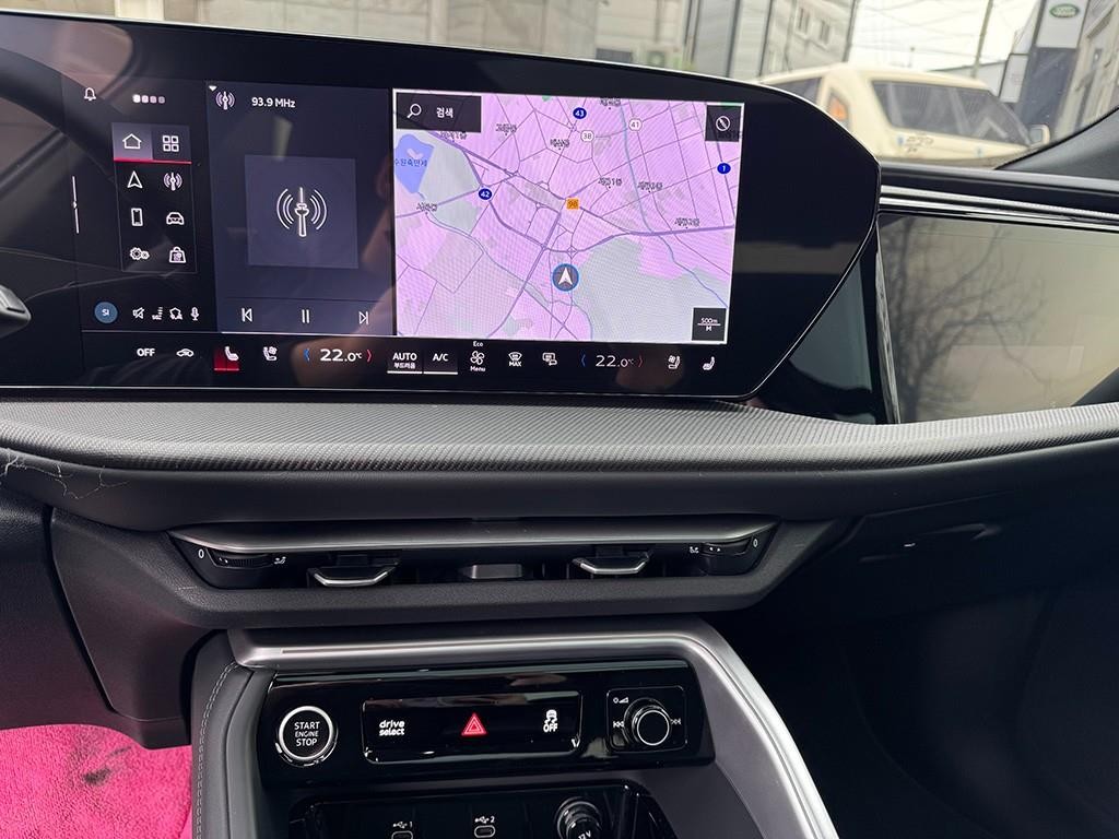 아우디 Q5 Q5 (80A) 40 TDI 콰트로 S-라인 블랙 에디션 이미지 10