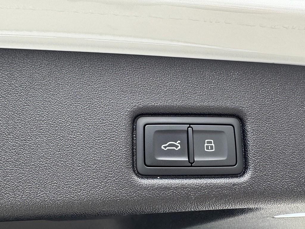 아우디 Q5 Q5 (80A) 40 TDI 콰트로 S-라인 블랙 에디션 이미지 15
