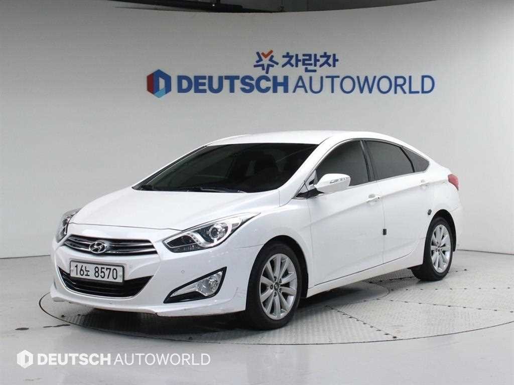 현대 i40 i40Saloon 2.0 GDI PYL 이미지 1