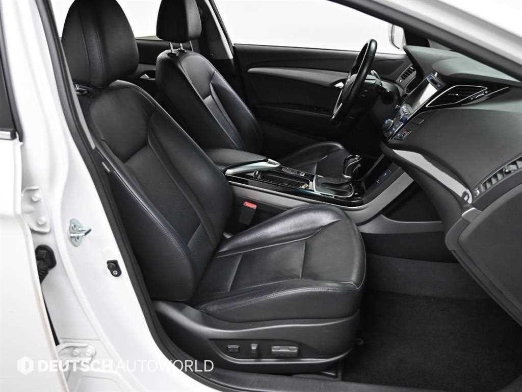 현대 i40 i40Saloon 2.0 GDI PYL 이미지 10
