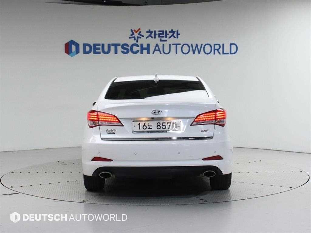 현대 i40 i40Saloon 2.0 GDI PYL 이미지 4
