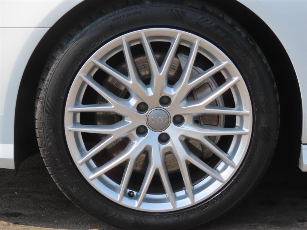 아우디 A6 뉴A6 40 TFSI 프리미엄 이미지 20
