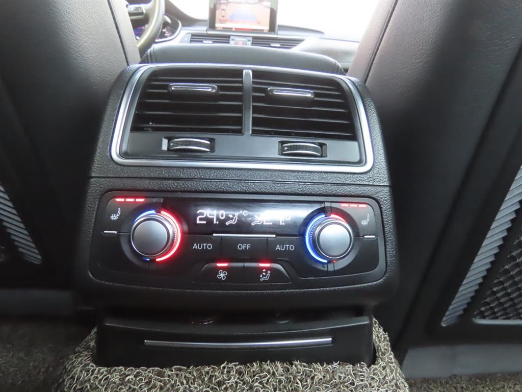 아우디 A6 뉴A6 40 TFSI 프리미엄 이미지 7