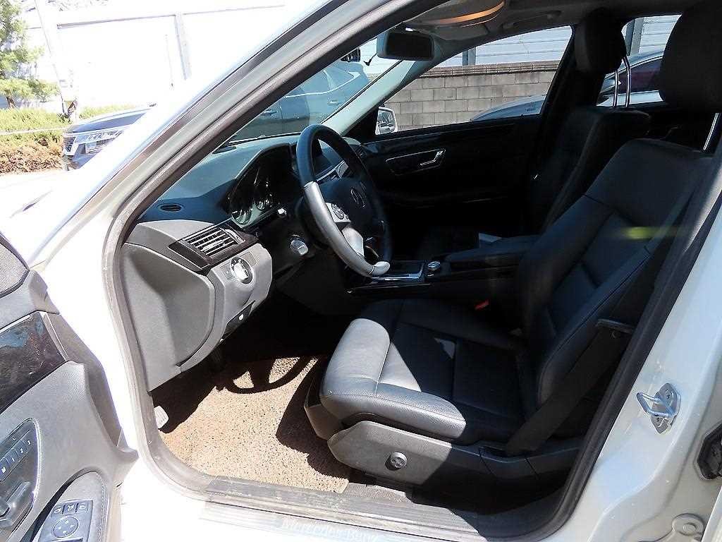 벤츠 E 클래스 E-클래스 W212 E200 CGI 아방가르드 이미지 5