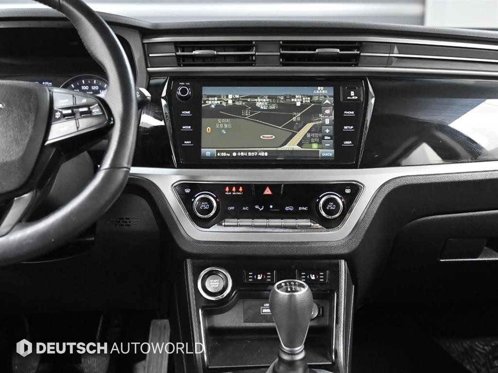 KG모빌리티(쌍용) 코란도 뷰티풀코란도 2WD 디젤 1.6 C3 플러스 이미지 14