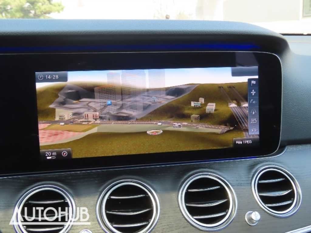 벤츠 E 클래스 E-클래스 W213 E300 4MATIC 아방가르드 이미지 10