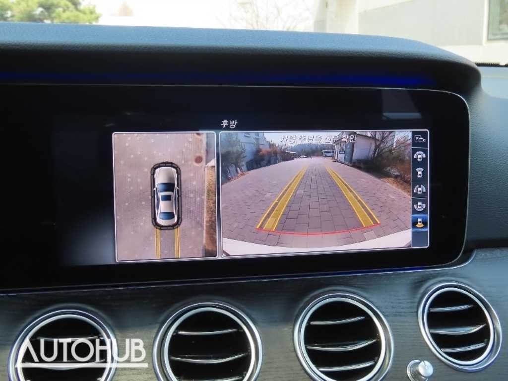 벤츠 E 클래스 E-클래스 W213 E300 4MATIC 아방가르드 이미지 11