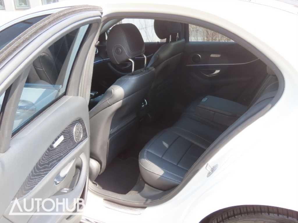 벤츠 E 클래스 E-클래스 W213 E300 4MATIC 아방가르드 이미지 14