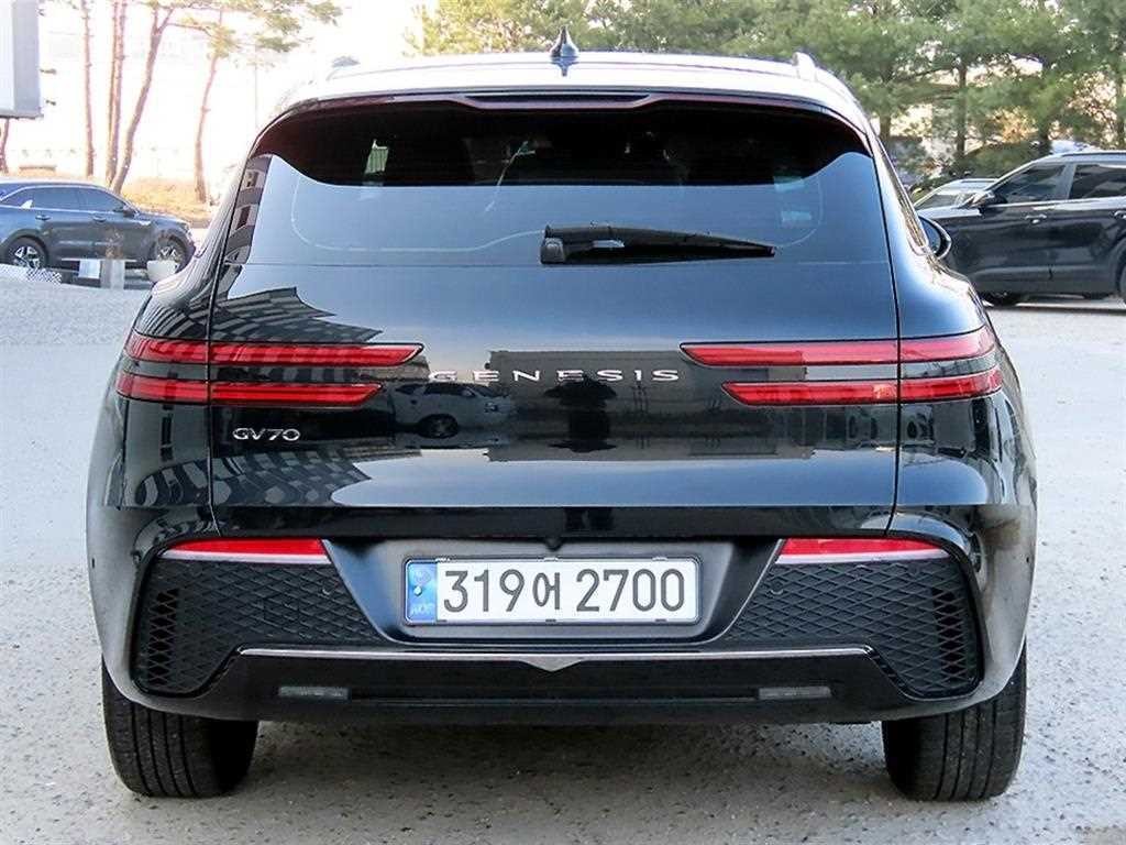 제네시스 GV70 2.2 디젤 2WD 이미지 4