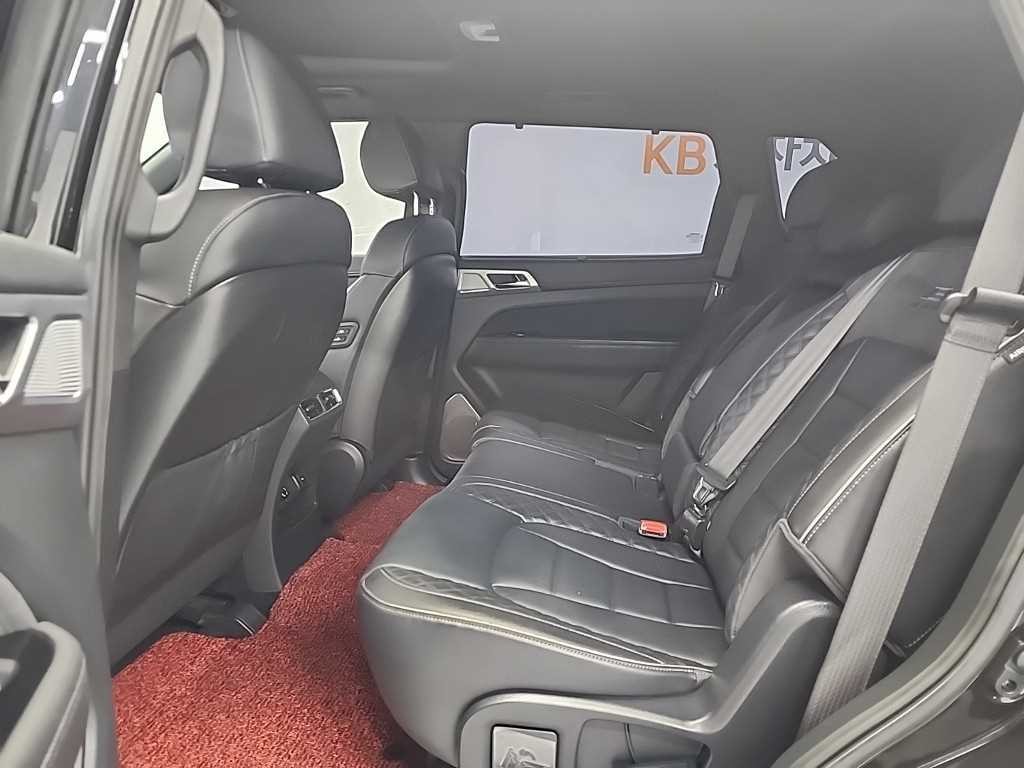 KG모빌리티(쌍용) 렉스턴 올 뉴 렉스턴 (Y450) 디젤 2.2 4WD 더 블랙 이미지 12
