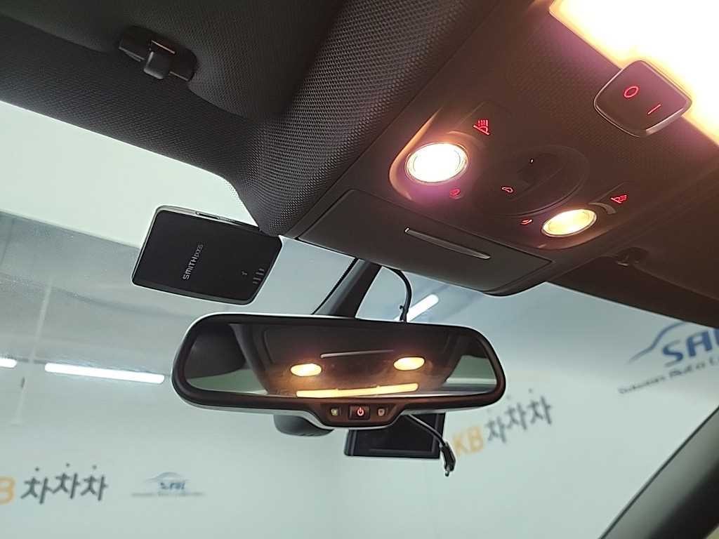 아우디 RS5 4.2 FSI 콰트로 이미지 16