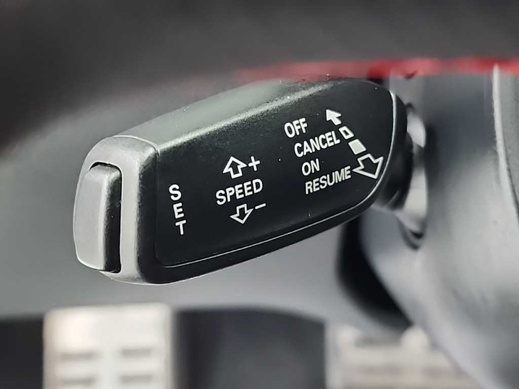아우디 RS5 4.2 FSI 콰트로 이미지 17
