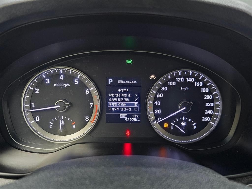현대 그랜저 그랜저 IG 2.4 GDI 프리미엄 기본형 이미지 8