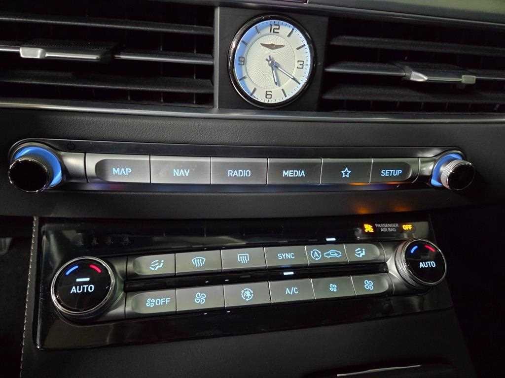 제네시스 G90 3.8 GDI AWD 프리미엄 럭셔리 이미지 12
