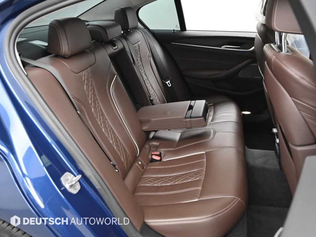 BMW 5시리즈 5시리즈 (G30) 530e 럭셔리 이미지 12
