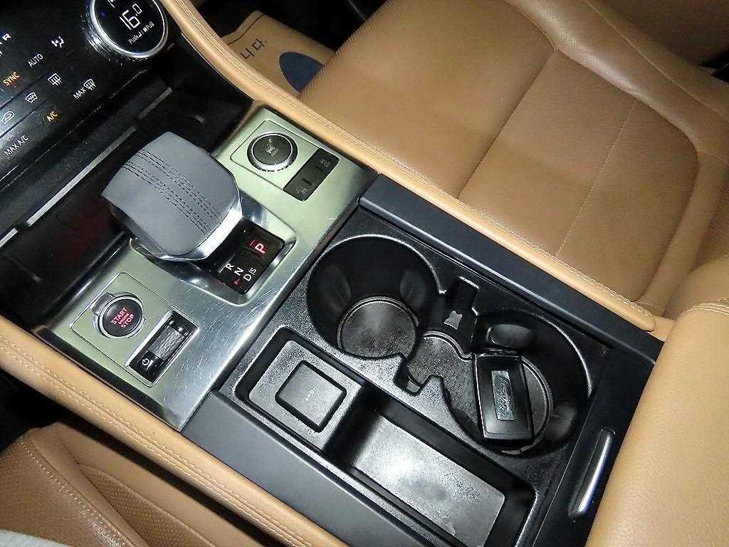 재규어 F-PACE D200 S 이미지 12