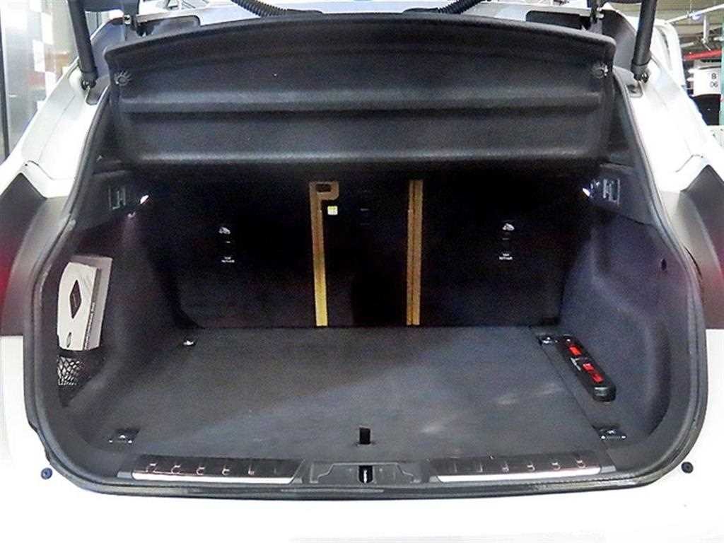 재규어 F-PACE D200 S 이미지 17