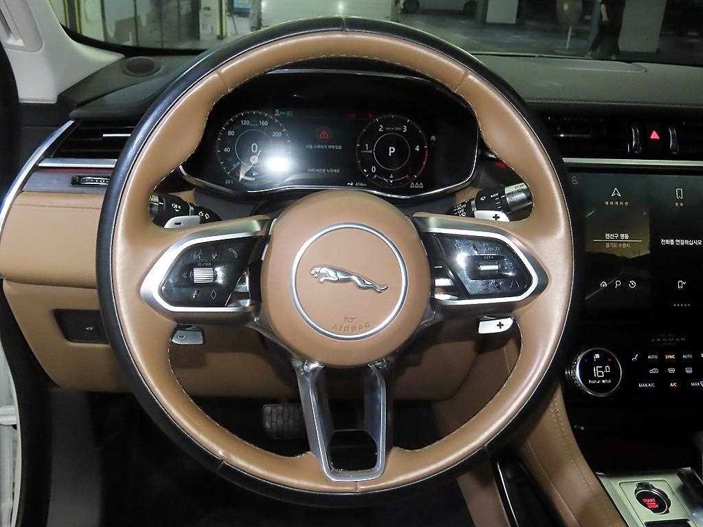 재규어 F-PACE D200 S 이미지 8