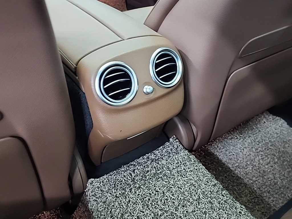 벤츠 E 클래스 E-클래스 W213 E220d 4MATIC 익스클루시브 이미지 13