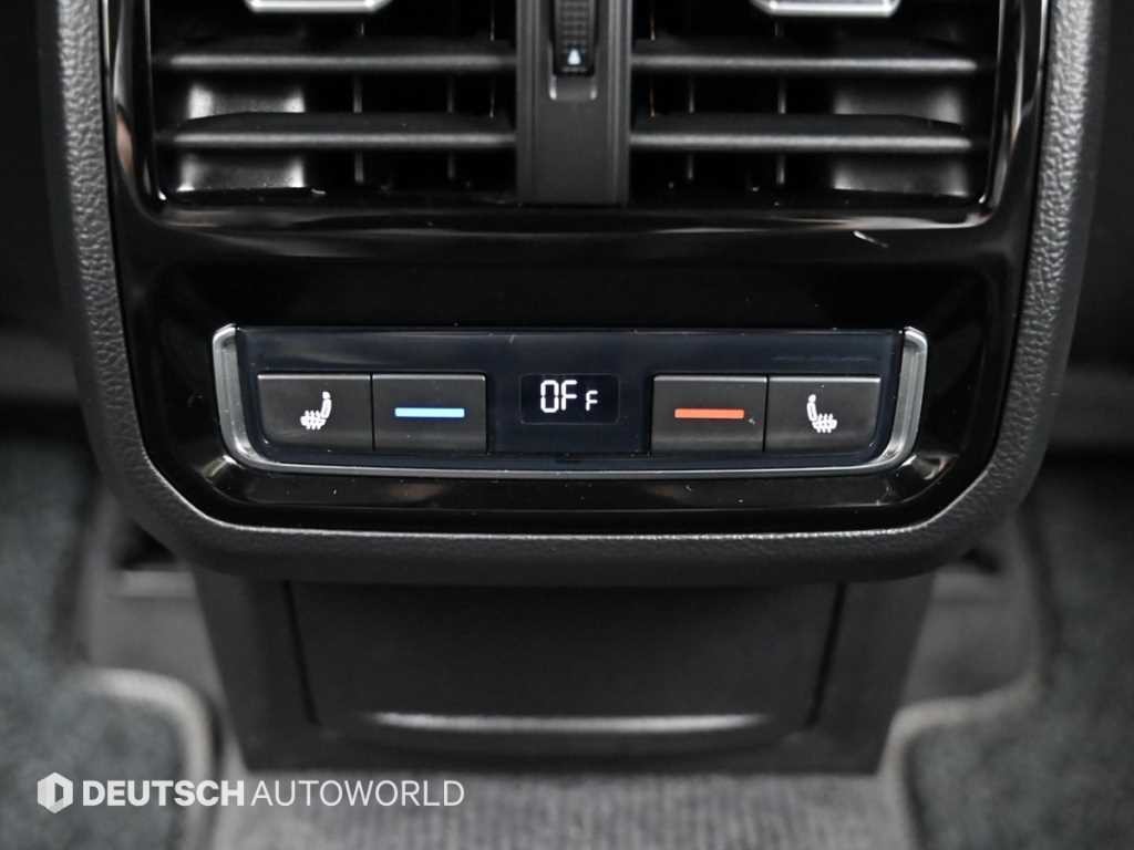 폭스바겐 아테온 2.0 TDI 엘레강스 프레스티지 이미지 16